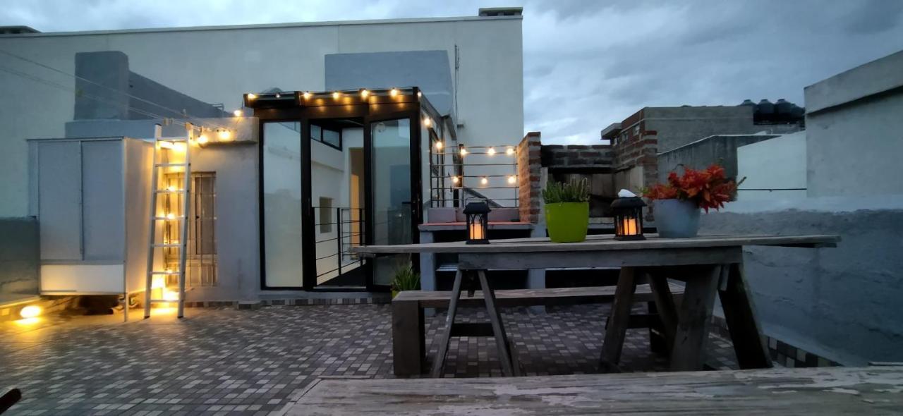 Willa House With Large Terrace, Jacuzzi And Gated Parking For One Car Montevideo Zewnętrze zdjęcie